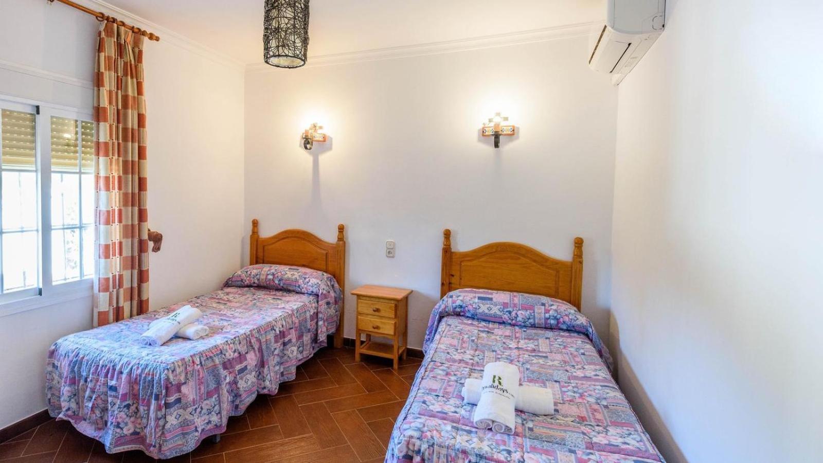 Villa El Terral Riogordo By Ruralidays المظهر الخارجي الصورة